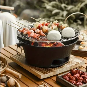 Round barbecue grill, portable camping stove